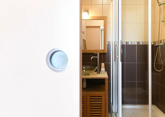 Logis L'auberge D'alex Hotel